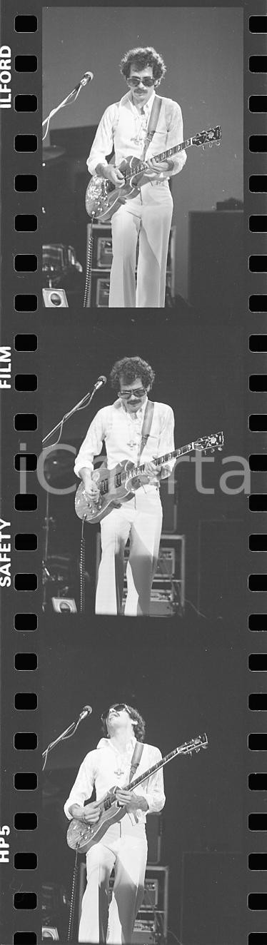 35mm LOTTO 3 NEGATIVI * 1975ca MUSICA Carlos SANTANA durante un concerto (4)