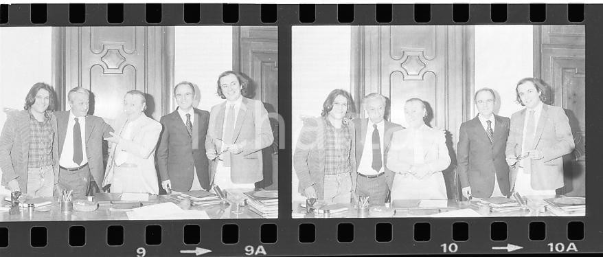 35mm LOTTO 2 NEGATIVI * 1979 TEATRO Erminio MACARIO firma contratto - Ritratto 2