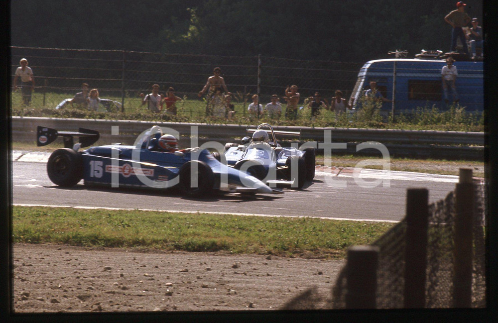 35mm vintage slide* 1984 FORMULA 3 GP MONZA Incidente alla variante ASCARI (4)