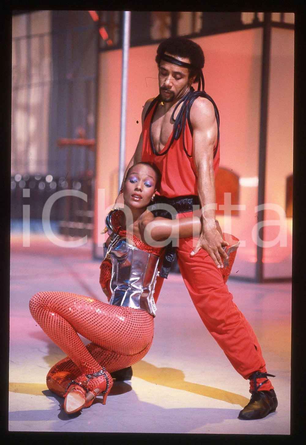 35mm vintage slide* 1985 IL TASTOMATTO Amii STEWART durante un balletto (10)