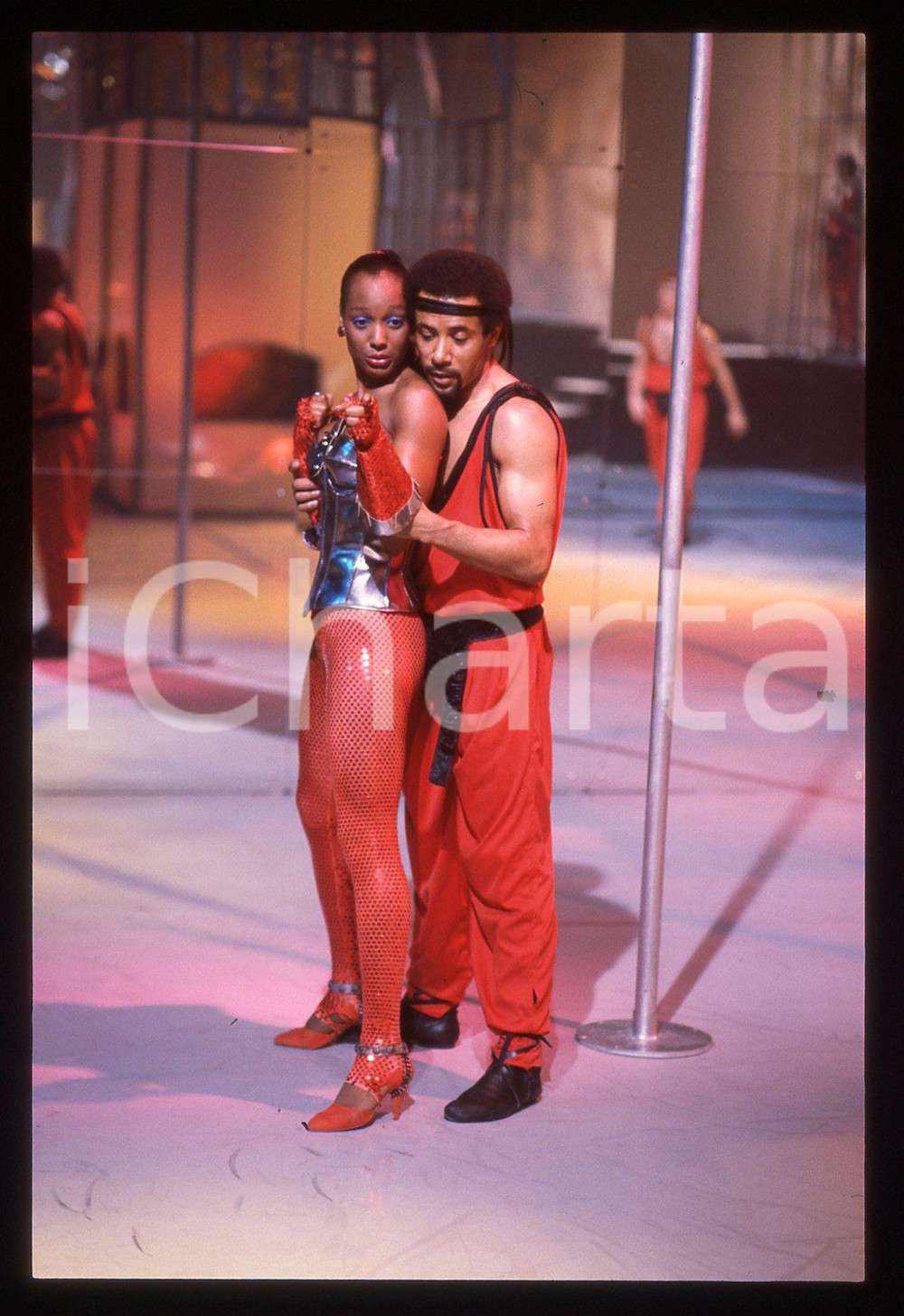 35mm vintage slide* 1985 IL TASTOMATTO Amii STEWART durante un balletto (15)