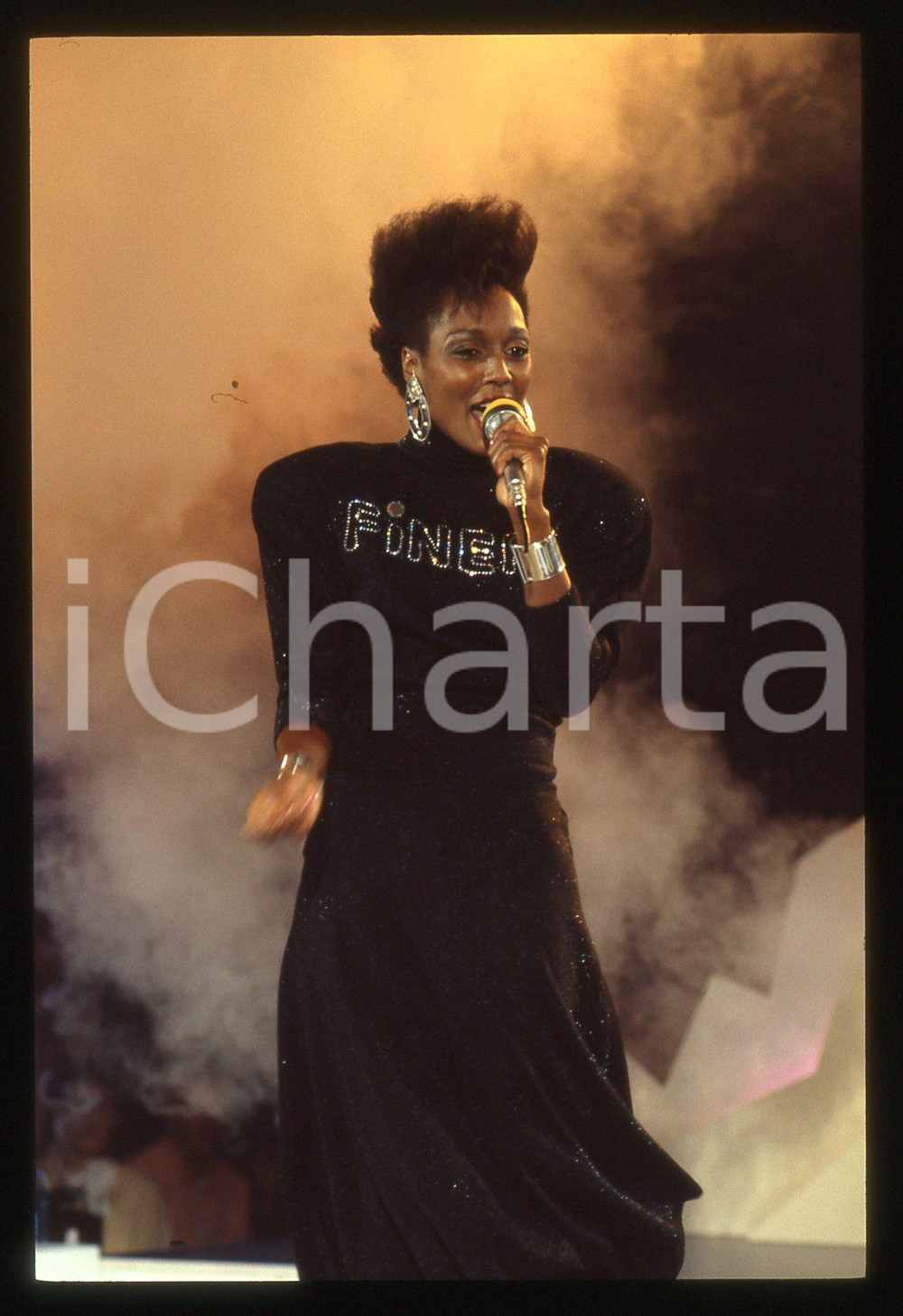 35mm vintage slide* 1985 ca MUSICA Amii STEWART durante un concerto