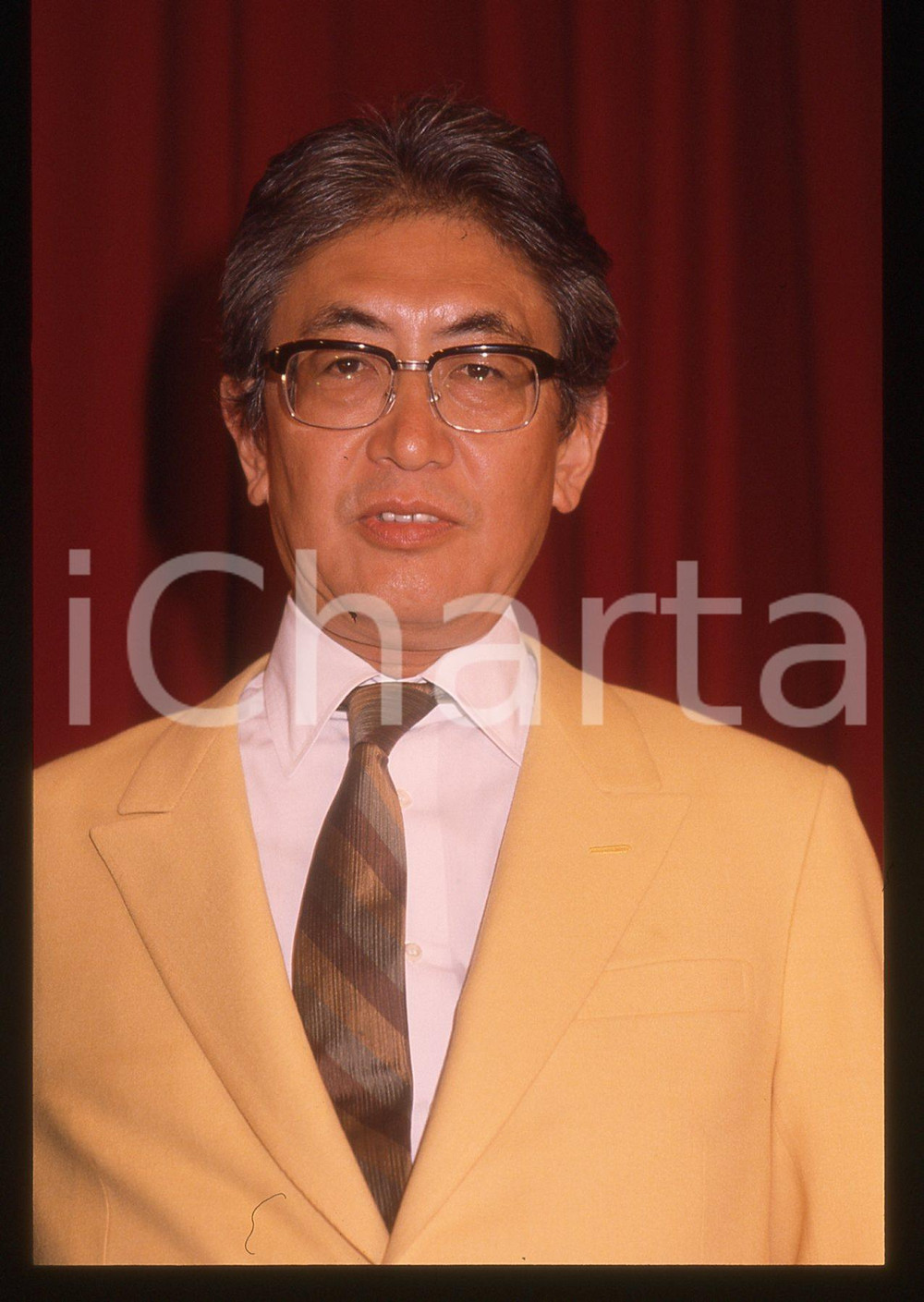 Fotografia d epoca originale 35mm vintage slide 1986 FESTIVAL DI CANNES Nagisa OSHIMA  MAX MON AMOUR 1