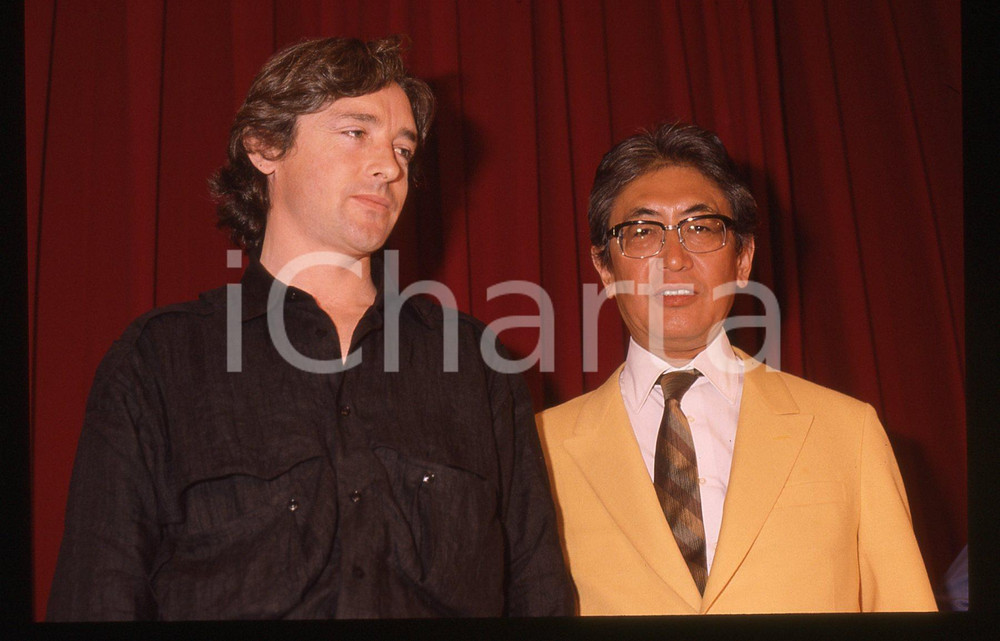 Fotografia d epoca originale 35mm vintage slide 1986 FESTIVAL DI CANNES Nagisa OSHIMA con Anthony HIGGINS 2 1