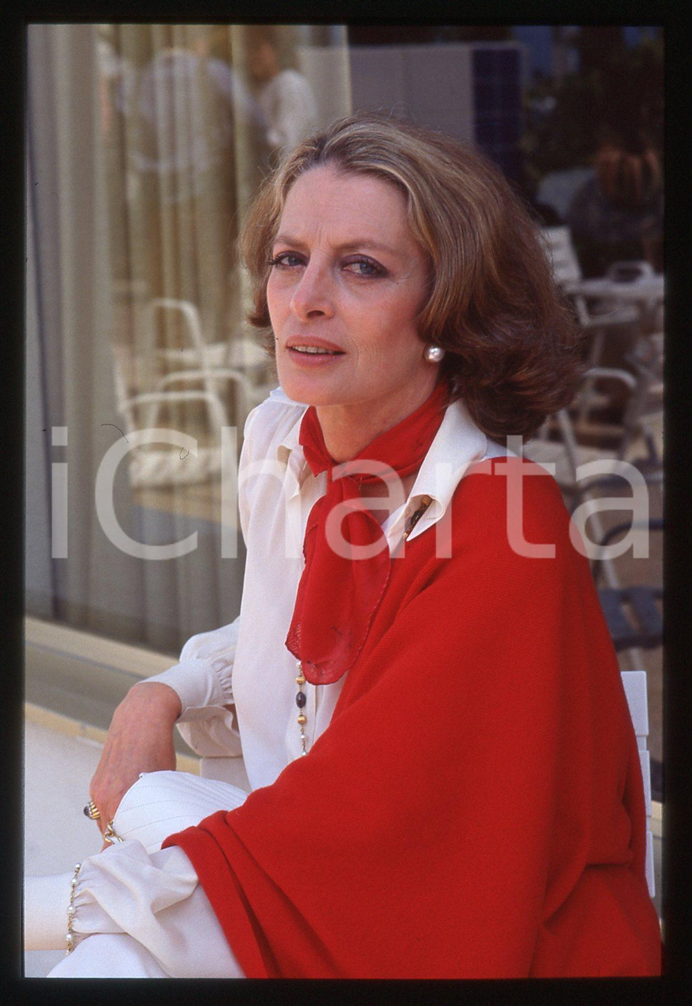35mm vintage slide* 1985 ca FESTIVAL DI CANNES CAPUCINE Ritratto dell'attrice 3