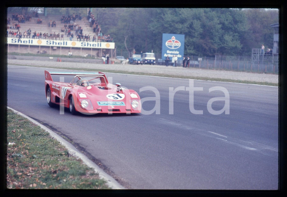 Fotografia d'epoca originale 35mm vintage slide* 1974 1000 KM MONZA LOLA T294 Bretscher Racing in una curva 1