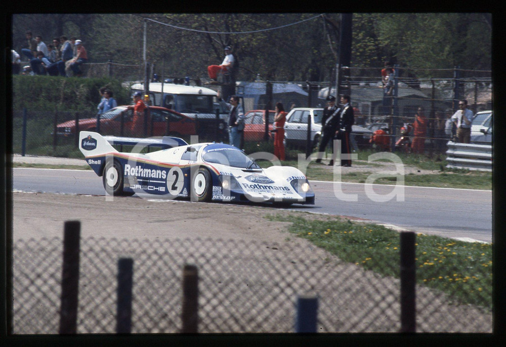 35mm vintage slide* 1984 1000 KM MONZA PORSCHE 956 ROTHMANS durante la gara (3)