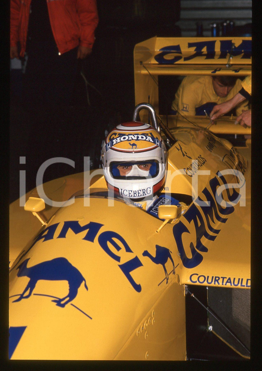 35mm vintage slide* 1988 Nelson PIQUET su LOTUS 100T - Ritratto del pilota (6)