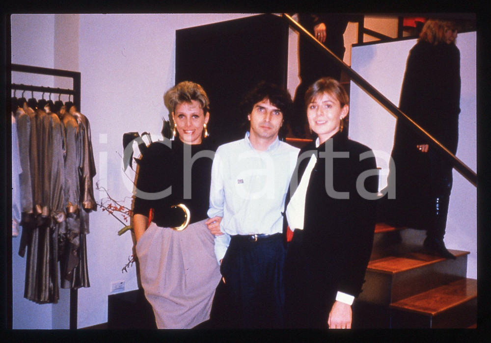 35mm vintage slide* 1985 ca COSTUME Nelson PIQUET con Katherine VALENTIN (22)
