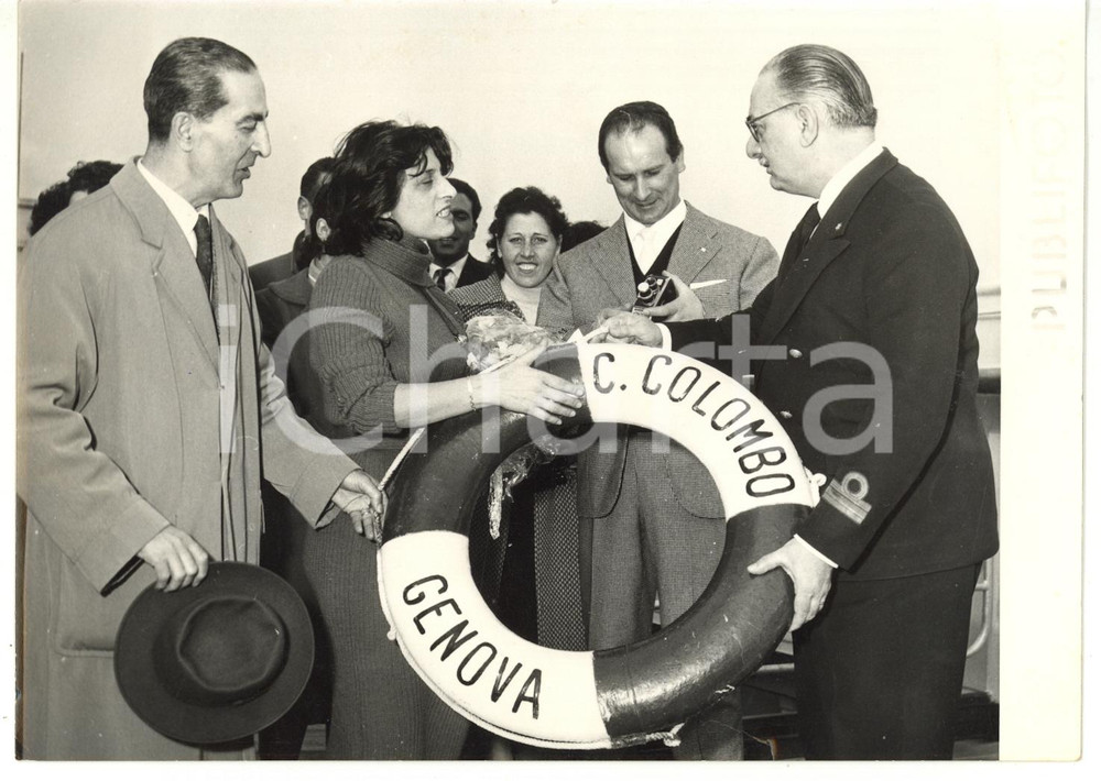 1957 NAPOLI - T/N CRISTOFORO COLOMBO Anna MAGNANI in partenza per HOLLYWOOD 