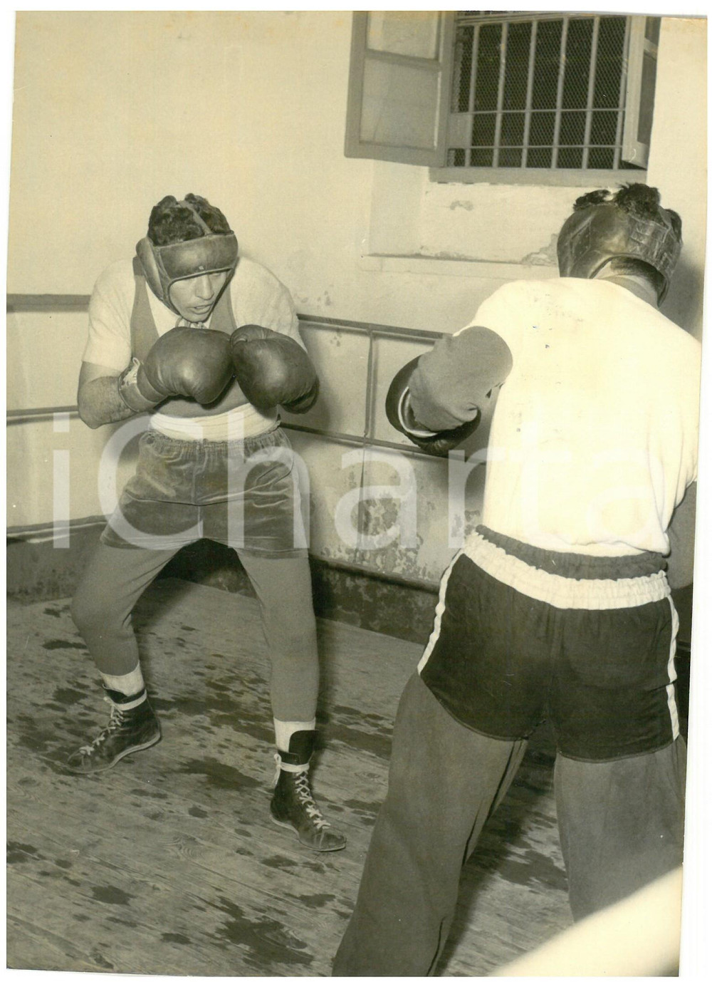 1958 ROMA Emilio MARCONI e Peter WATERMAN in allenamento *Foto 13x18 cm Fotografia d'epoca con didascalia coeva al verso.  CONDIZIONI: G (ma lieve ondulazione e alone diffuso) CONDIZIONI: 13x18 cm    originale e autentica 1