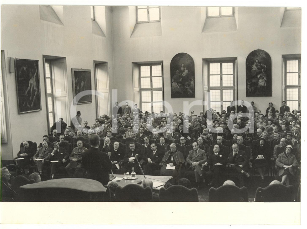 1958 UNIVERSITÀ DI TORINO Aula Magna durante il discorso di Giuseppe PELLA *Foto