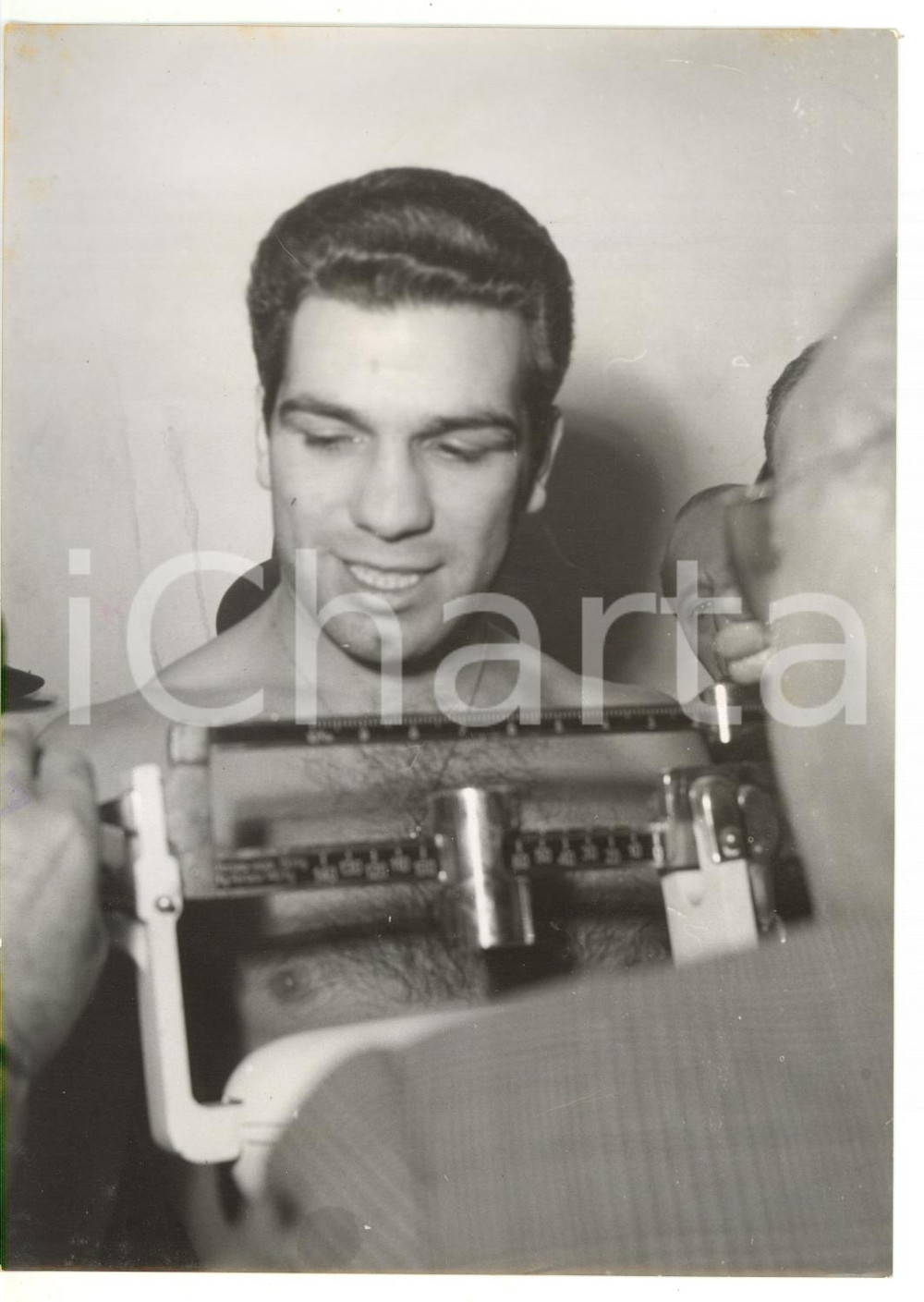 1955 MILANO Duilio LOI durante una visita medica *Foto 13x18 cm