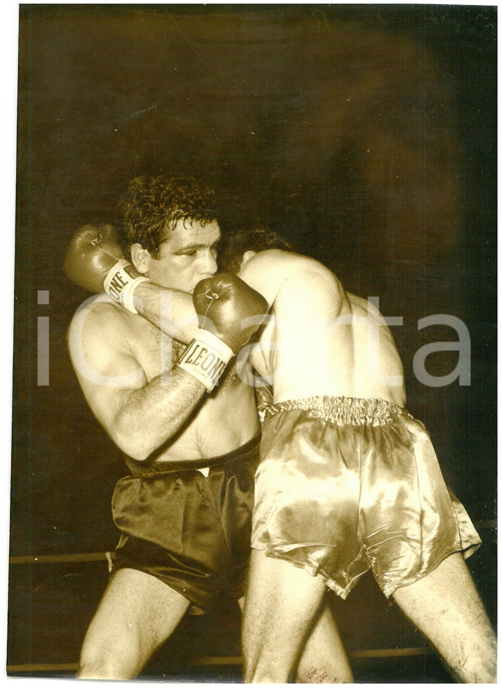 1958 TORINO - PUGILATO Una fase del match tra Duilio LOI e Conny RUDHOF *Foto
