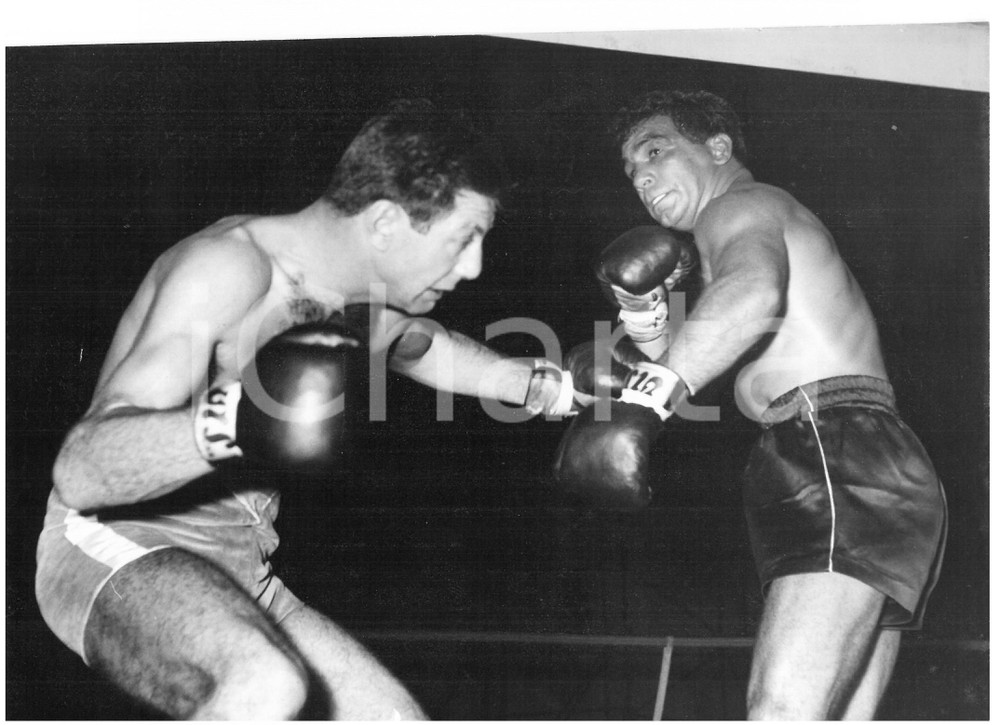 1957 TORINO - PUGILATO Duilio LOI contro Stefano BELLOTTI - Una fase del match
