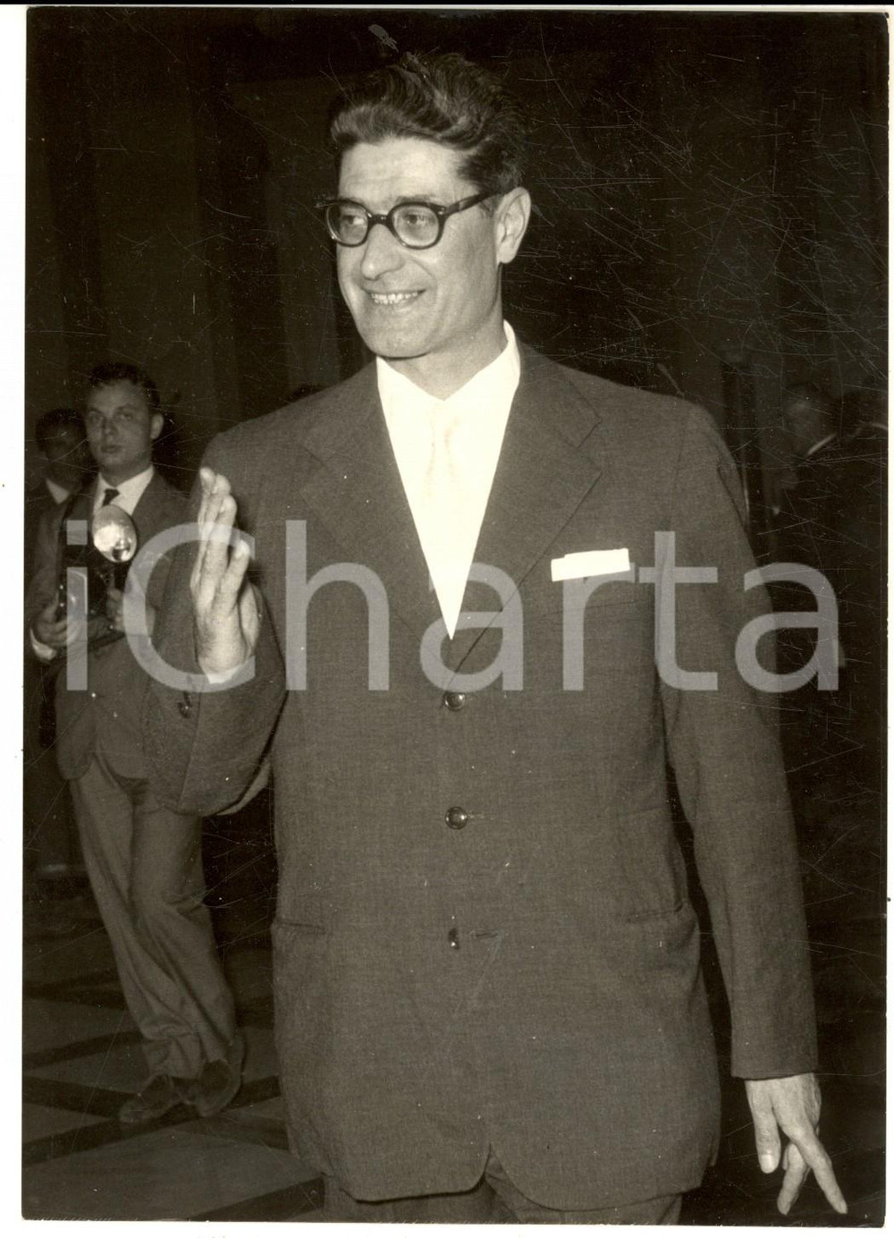 1957 ROMA Senatore Enea FRANZA alle consultazioni post Governo ZOLI *Foto 13x18 Fotografia d'epoca con didascalia coeva al verso.  CONDIZIONI: fair (lievi residui superficiali) CONDIZIONI: 13x18 cm    originale e autentica 1