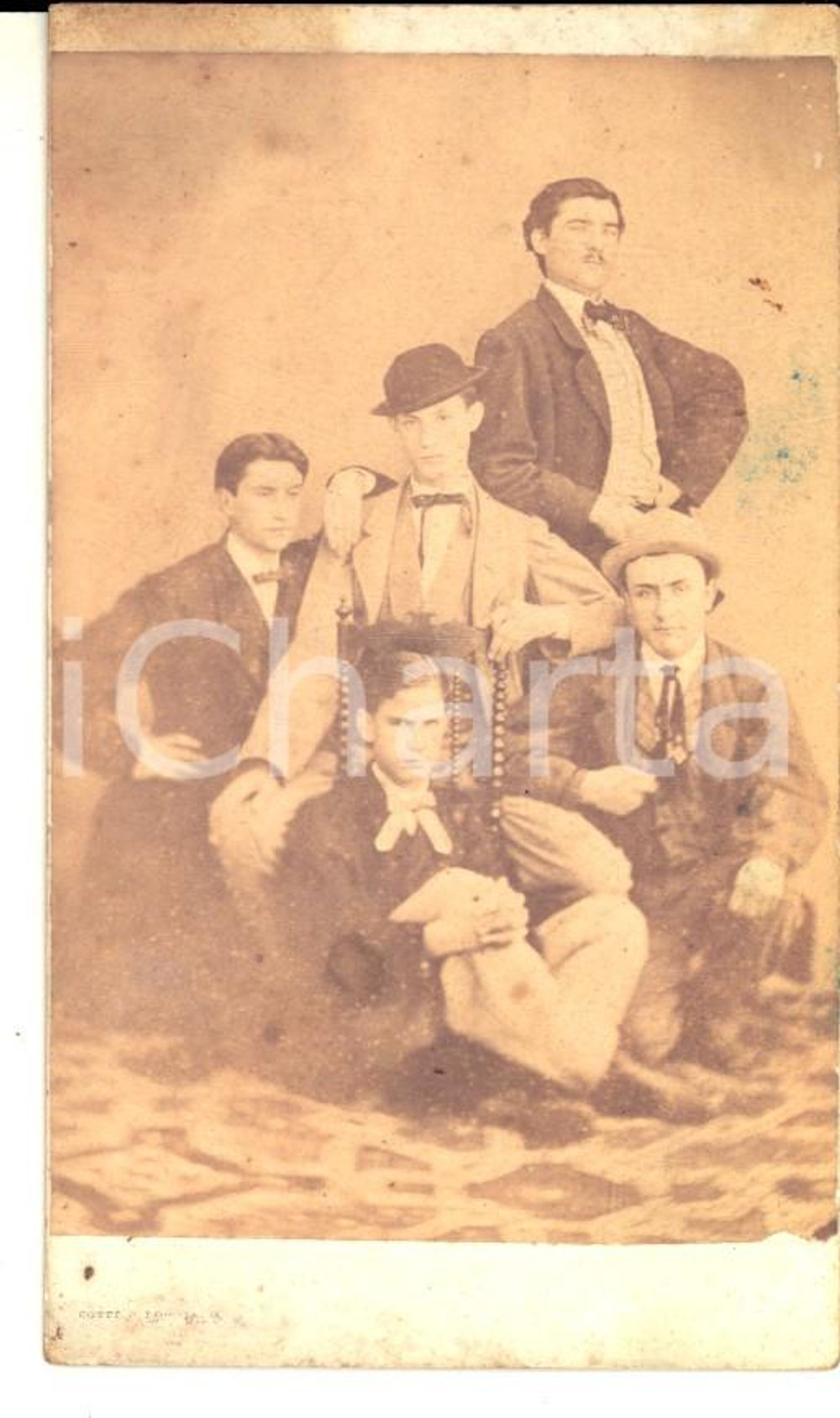 1870 ca ASTI Ritratto di un gruppo di amici *Foto L'ASTESE CDV CURIOSA