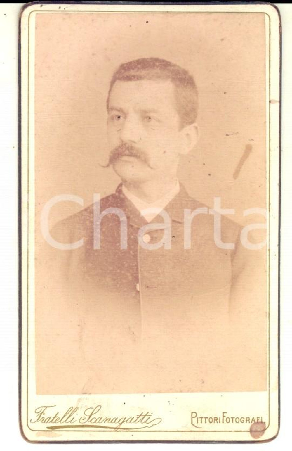 1870 ca TORINO Ritratto di giovane uomo - Foto Fratelli SCANAGATTI CDV