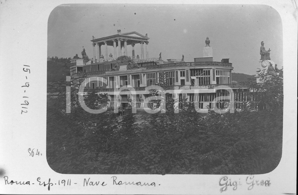 settembre 1912 ROMA Nave romana abbandonata dopo ESPOSIZIONE del 1911 Fotografia d'epoca, in formato cartolina postale.Non viaggiataCONDIZIONI: G  NOTA BENE: TUTTI I DIRITTI RISERVATI;E' VIETATA LA RIPRODUZIONE    originale e autentica 1