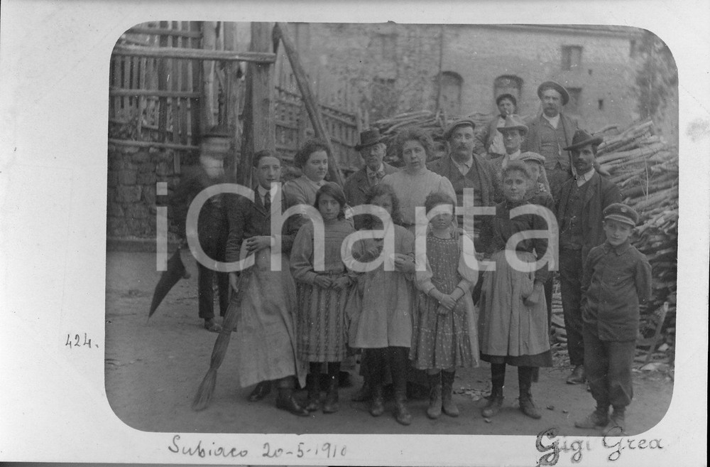 1910 SUBIACO Curiosa fotografia di un gruppo di residenti *RARA