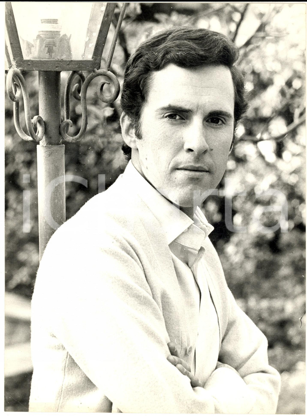 1970 ca COSTUME ITALIA Ritratto cantante Riccardo DEL TURCO - Foto 18x24 (1) Fotografia di agenzia.CONDIZIONI: G FORMATO: 18x24 cm    originale e autentica 1