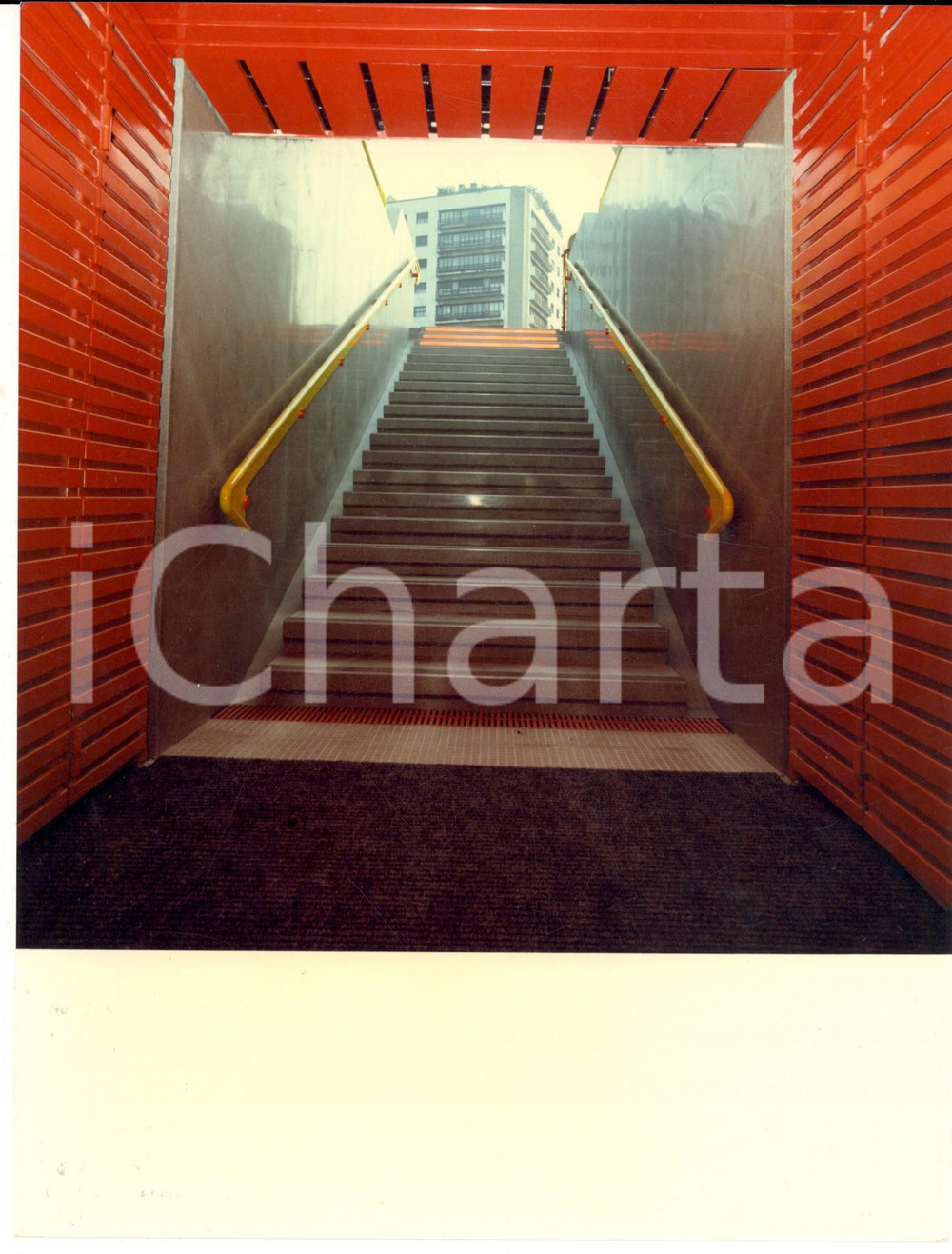 1990 MILANO Metropolitana M3 - Nuova stazione REPUBBLICA - Scale *Foto