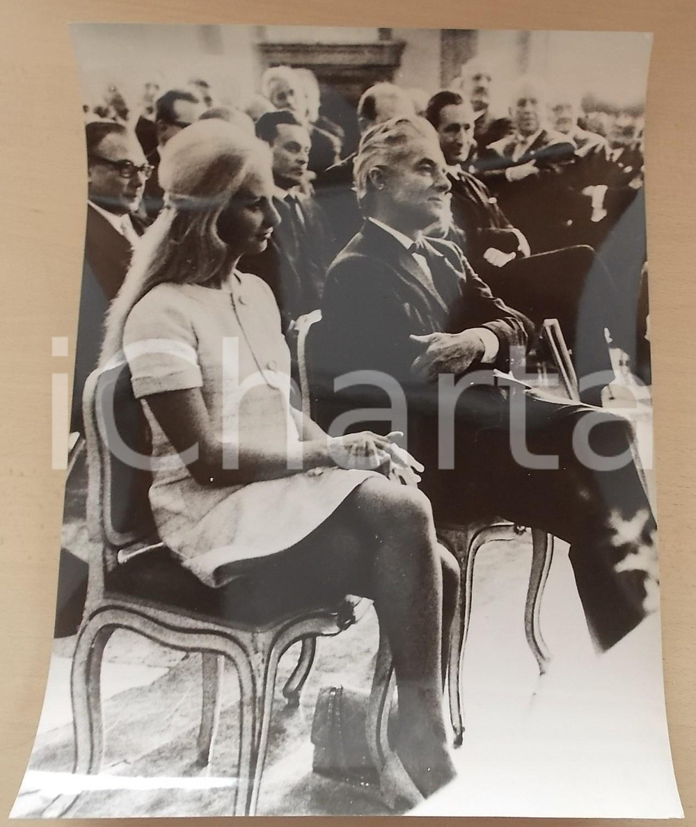 1970 ca COSTUME Direttore Herbert VON KARAJAN con la moglie Eliette *Foto 30x40