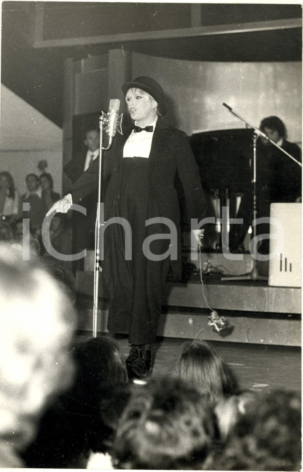 1973 VERSILIA LA BUSSOLA di FOCETTE Gabriella FERRI in concerto (2) *Foto 20x30