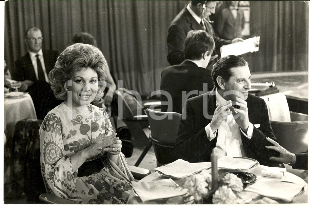 1970 ca COSTUME ITALIA Soprano Mirella FRENI a una serata *Foto 30x20 cm