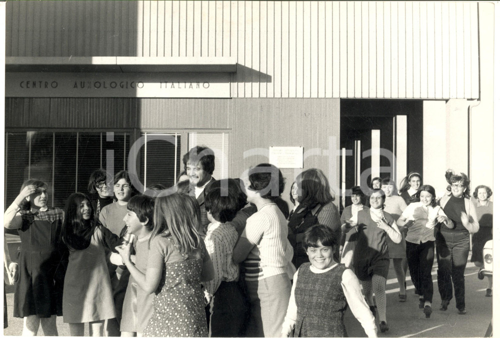 1970 ca MILANO Enrico Maria PAPES dei GIGANTI in visita al Centro Auxologico 