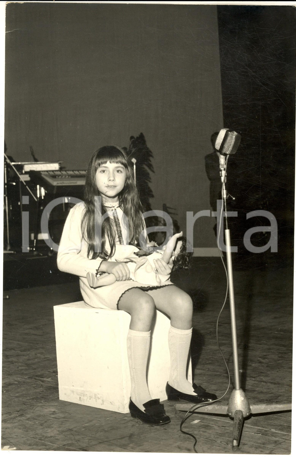 1970 ca COSTUME Ritratto della figlia di Enrico Maria PAPES (I GIGANTI) - Foto