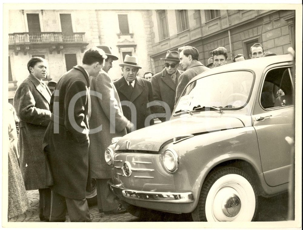 1955 NOVARA Presentazione della FIAT 600 al pubblico *Foto VINTAGE 24x18 cm