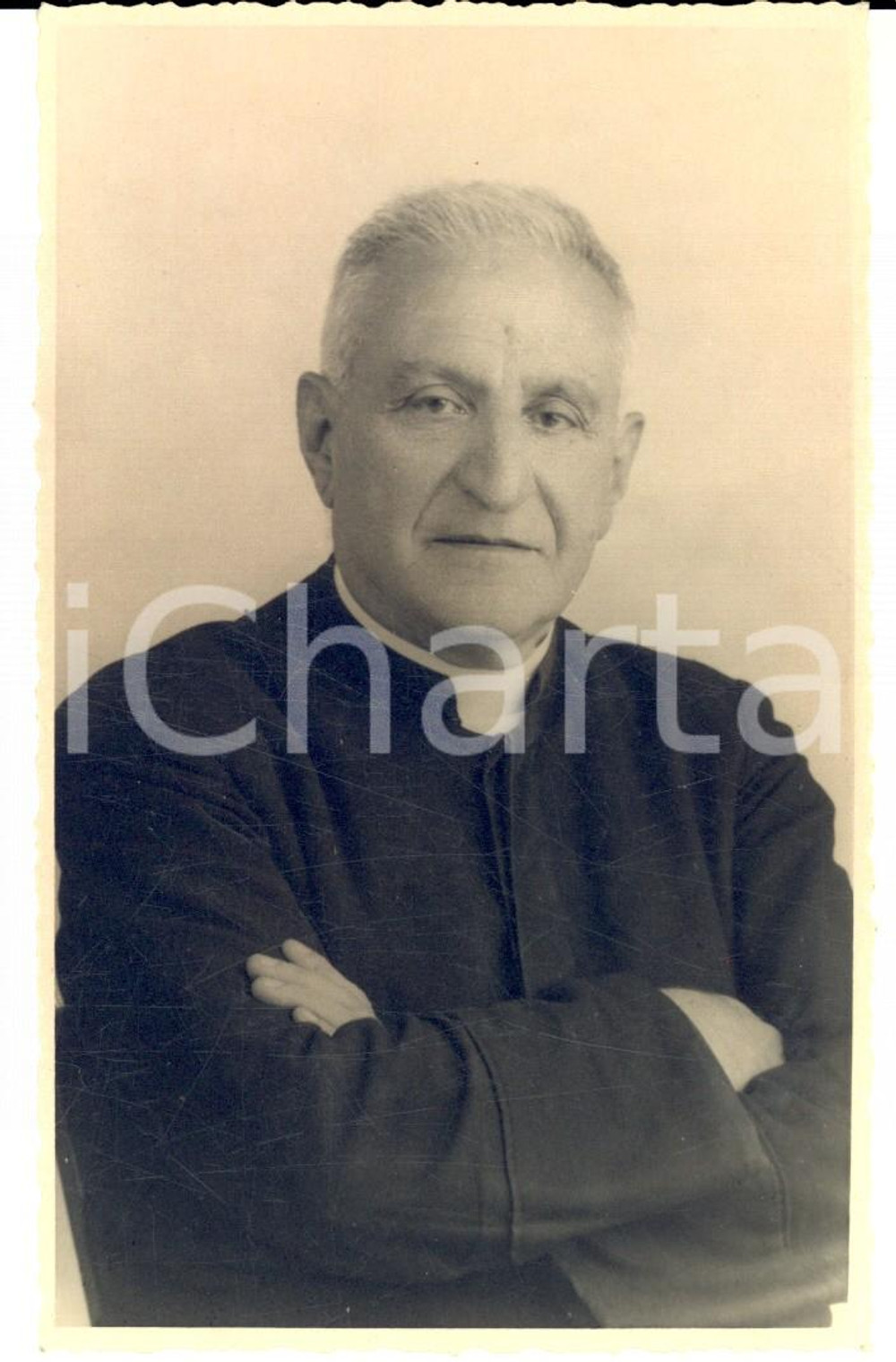1950 ca ALTAMURA (BA) Ritratto di un sacerdote *Foto cartolina A. D'ALESIO