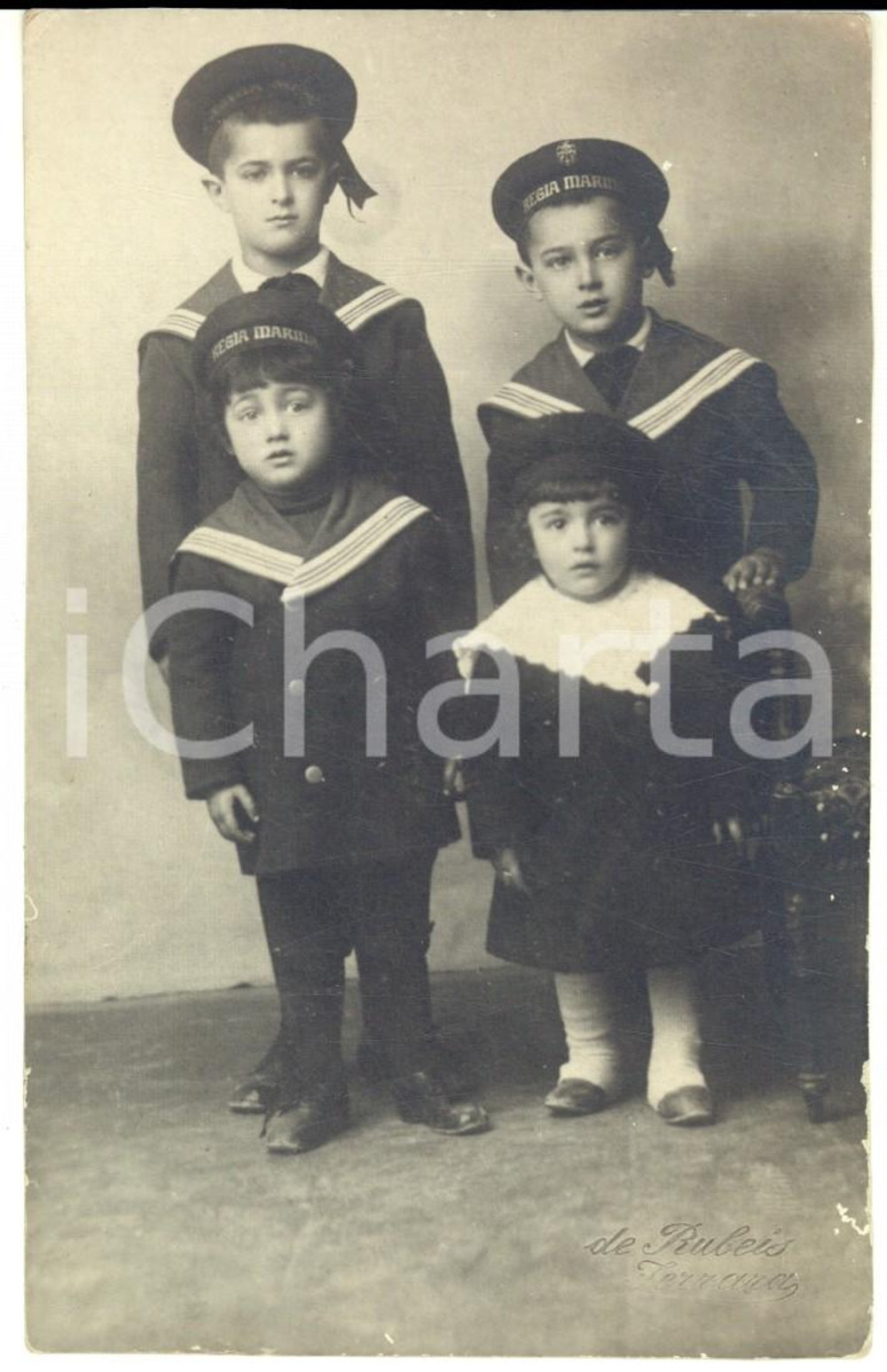 1930 ca FERRARA Ritratto di quattro fratellini in divisa REGIA MARINA *Foto