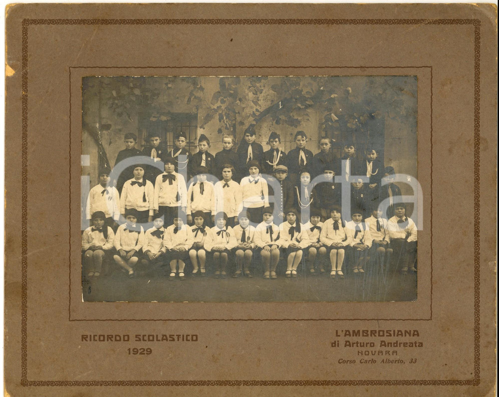 1929 NOVARA Ritratto di classe scolastica mista - Foto L'AMBROSIANA 25x20 cm
