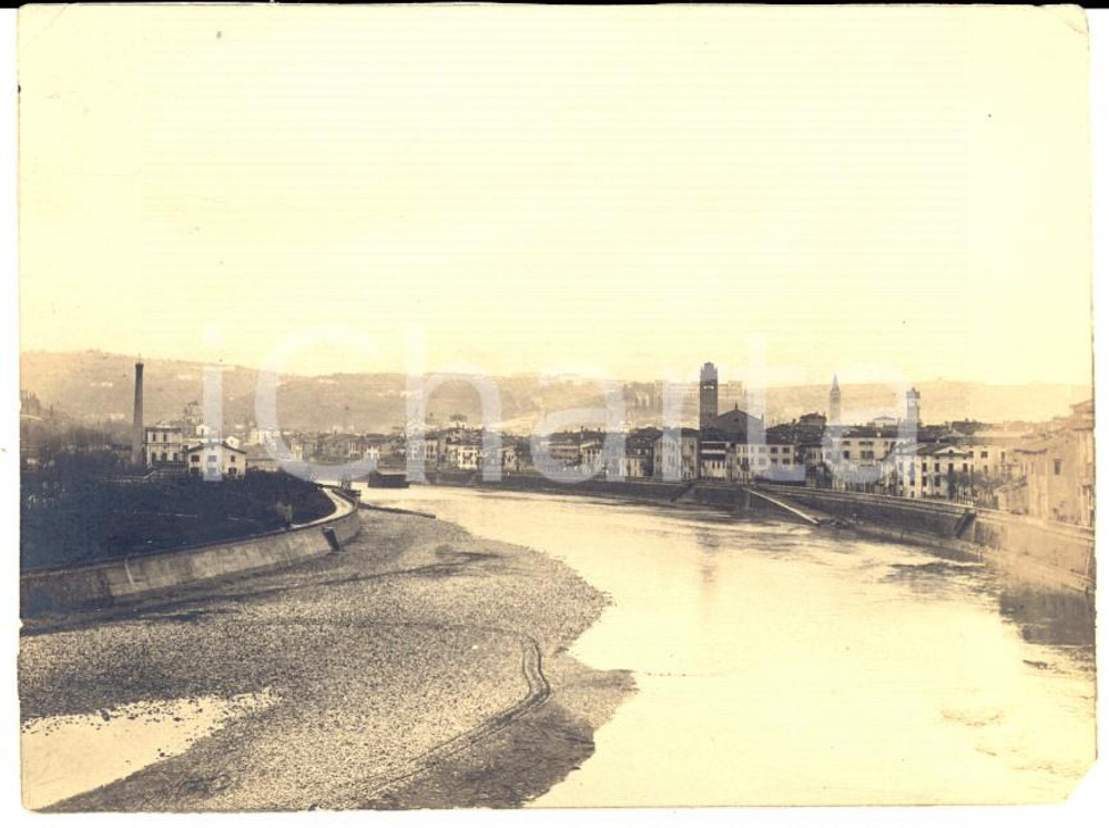 1918 WW1 ZONA DI GUERRA Veduta di cittadina lungo un fiume - Foto 11x8 cm