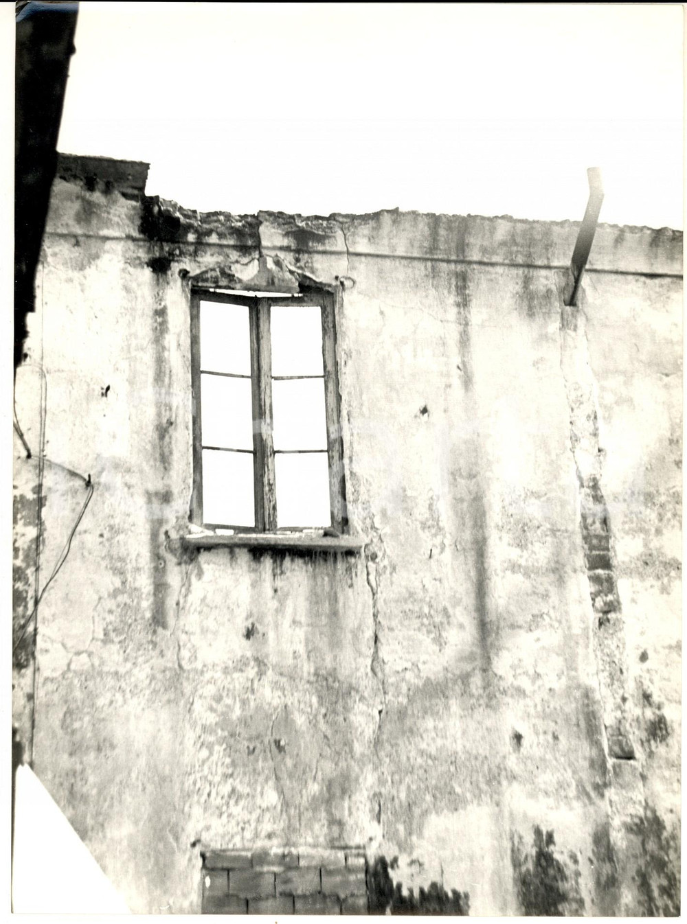 1960 ca MILANO SPARITA Via SCALDASOLE Casa di ringhiera in rovina (4) Foto 18x24