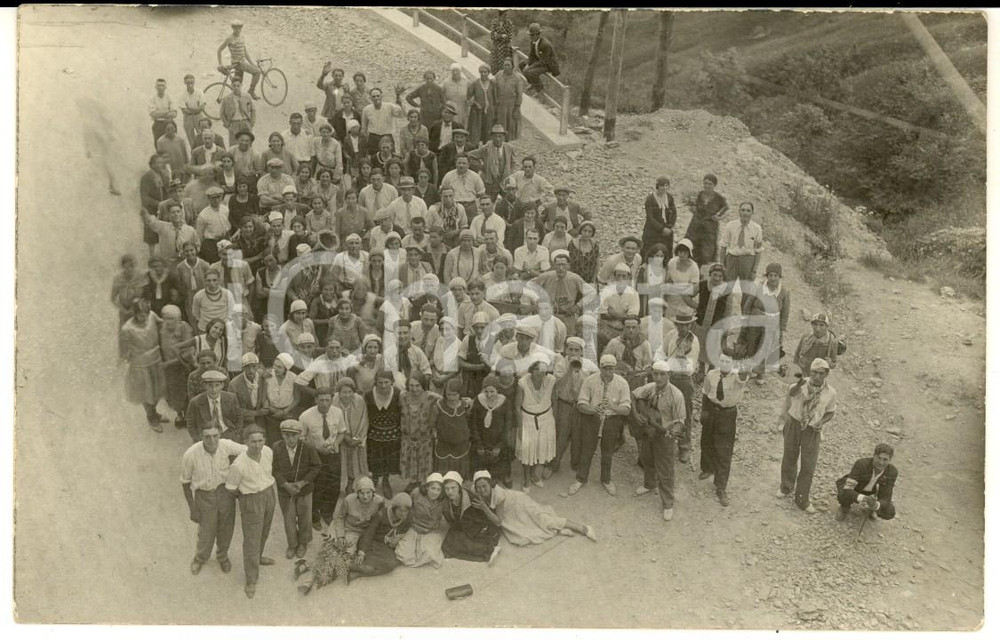 1930 ca Area di ALESSANDRIA Banda musicale in gita sulle colline - Foto cartolina