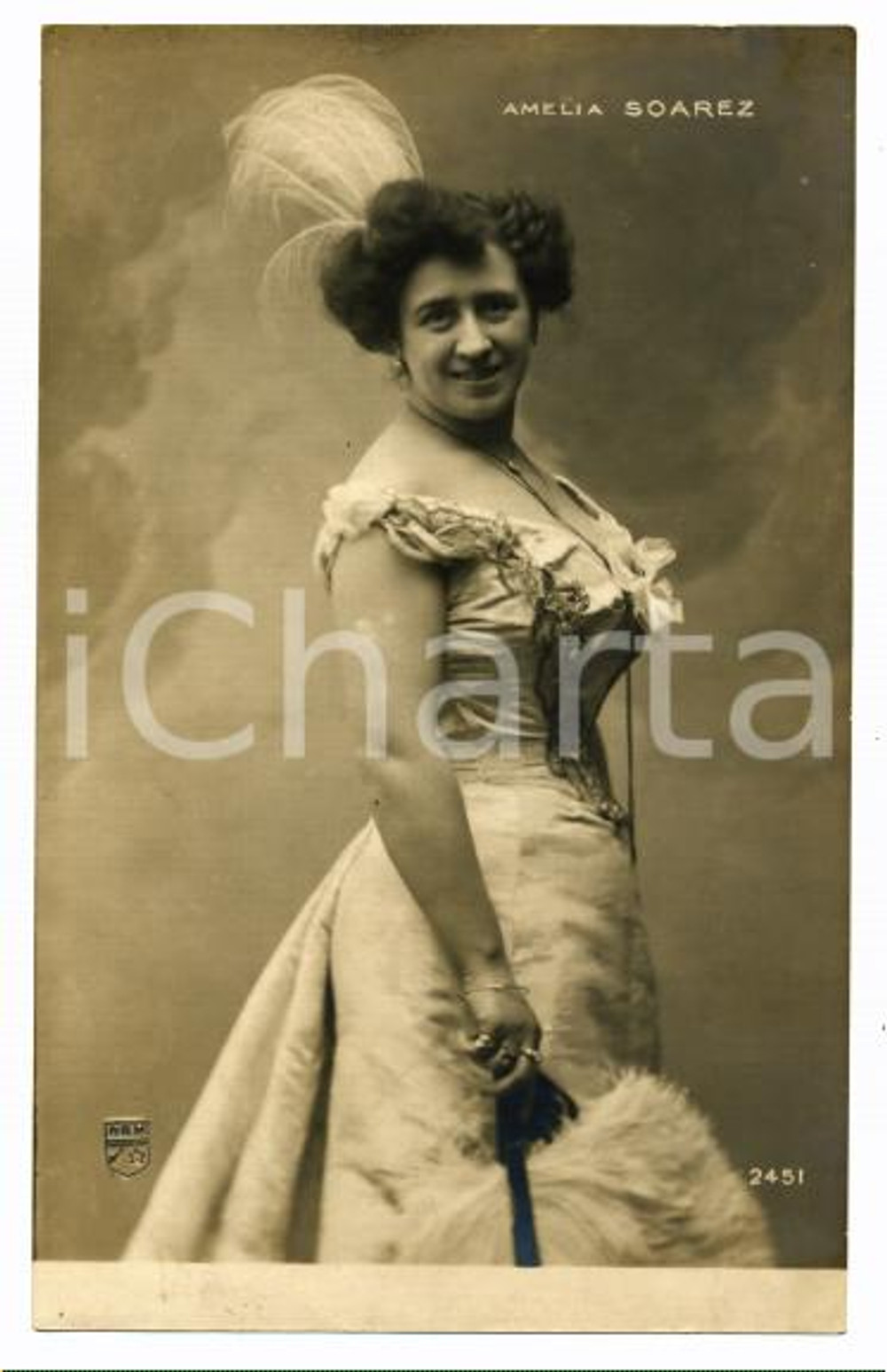 1905 ca OPERETTA Amelia SOAREZ con pennacchio tra i capelli *Cartolina FP NV