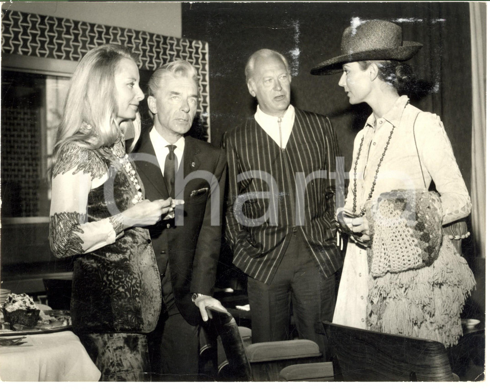 1970 ca COSTUME Herbert VON KARAJAN e Curd JURGENS con le mogli *Foto 27x21 