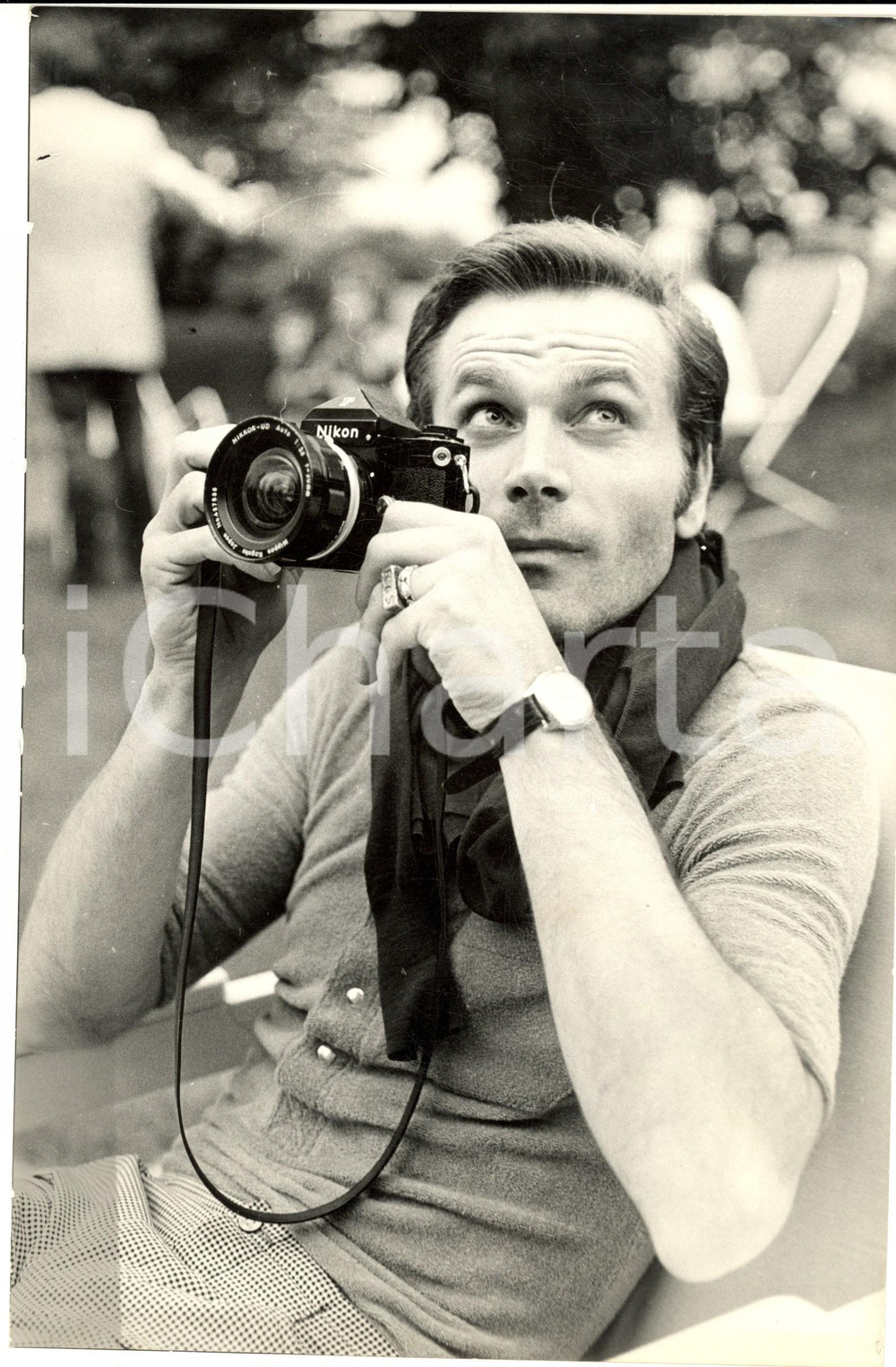 1970 ca COSTUME ITALIA Ritratto Franco NERO con macchina fotografica *Foto 20x30