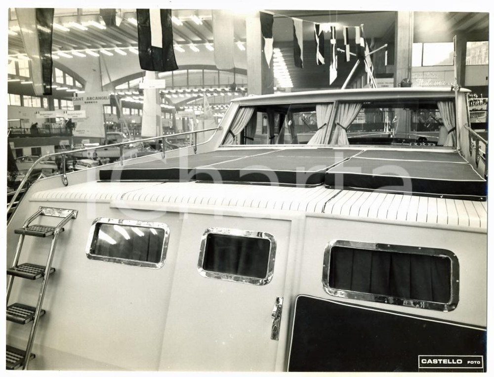 1964 GENOVA - SALONE NAUTICO Cantieri navali di Chiavari - Yacht PARAGGINA Foto