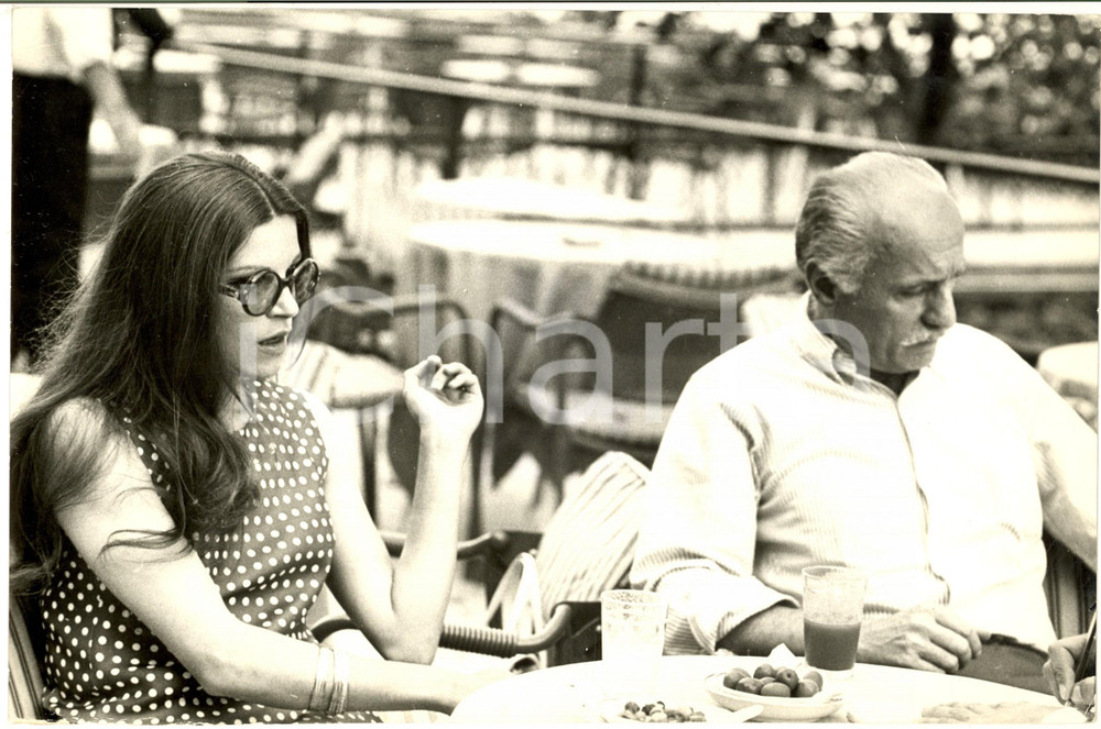 1965 ca COSTUME Cantante MILVA con il marito Maurizio CORGNATI - Foto 30x20