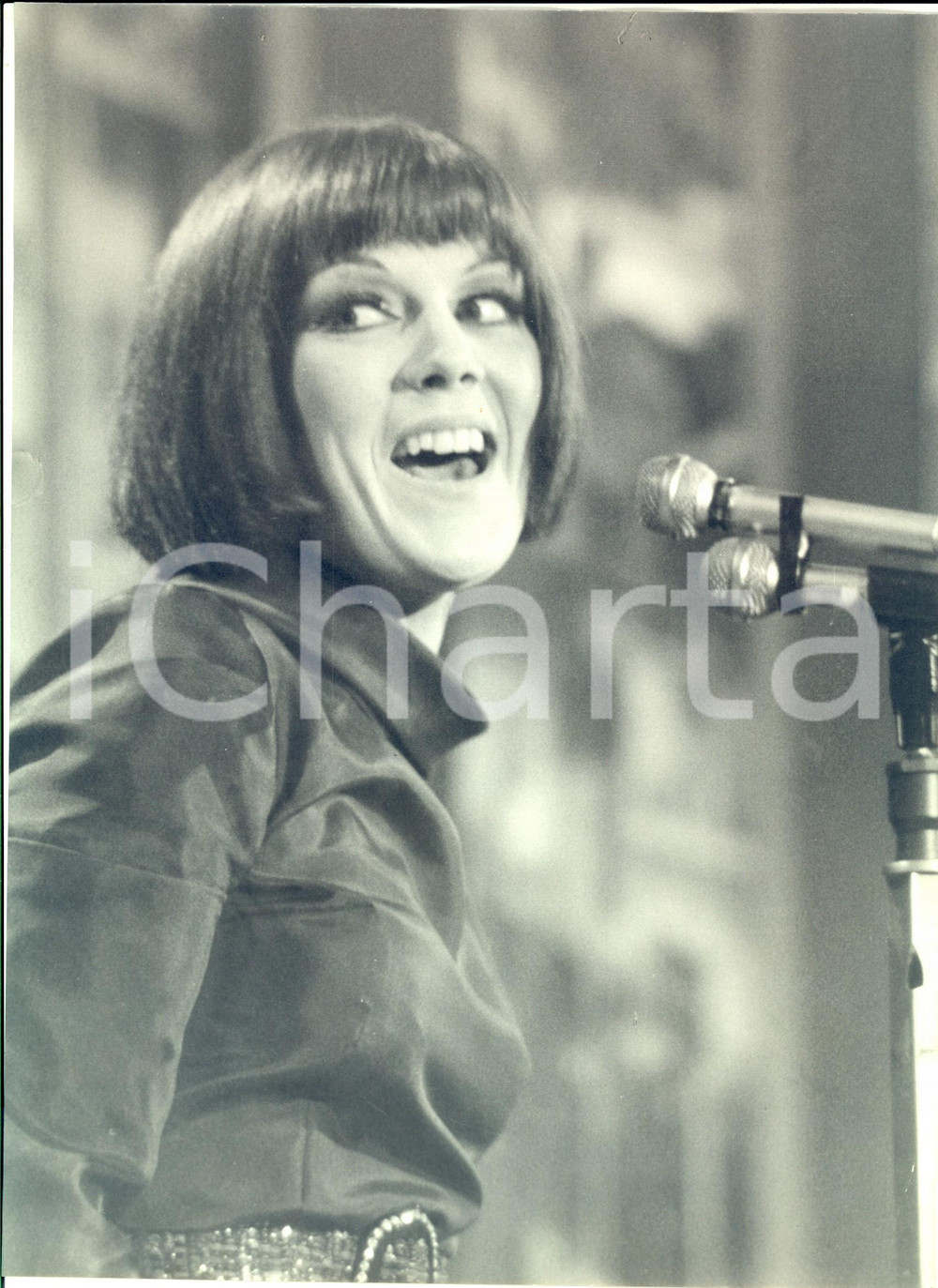 1970 ca FESTIVAL DI SANREMO Ritratto di Caterina CASELLI - Foto 21x30 cm