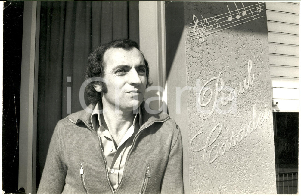 1975 ca COSTUME ITALIA Ritratto di Raoul CASADEI  - Fotografia 30x20 cm