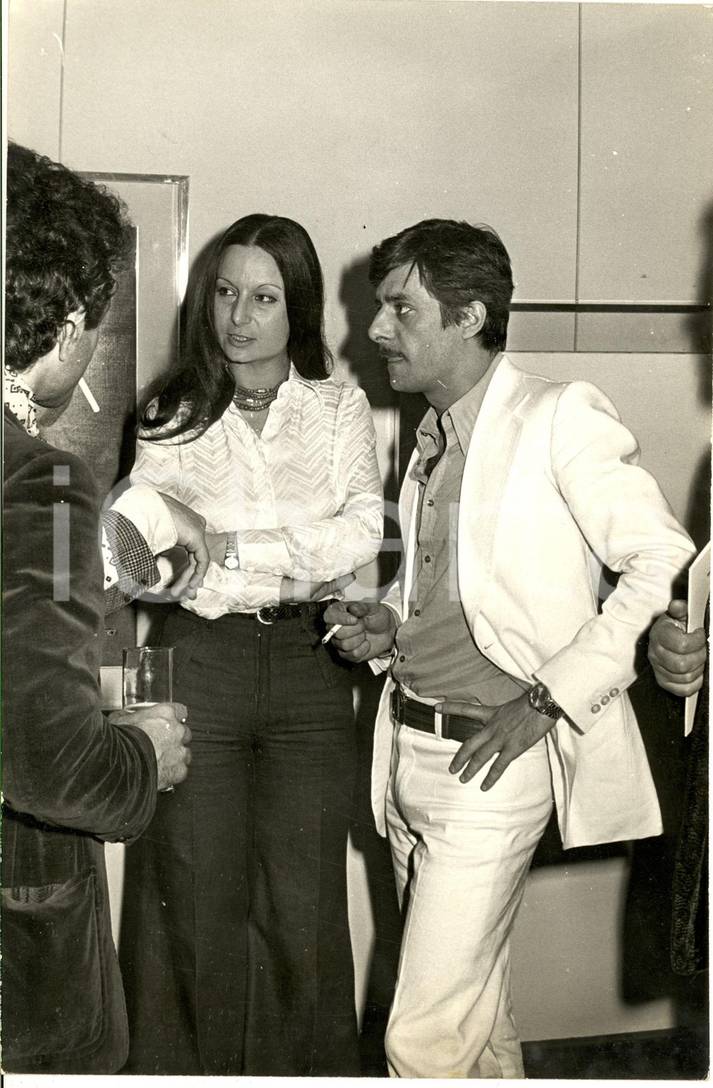 1970 ca COSTUME ITALIA Attore Giancarlo GIANNINI a un evento (11) Foto 20x30 cm