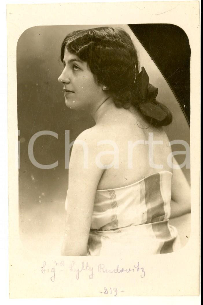 1915 ca ITALIA Ritratto di Lylty RUDOVITZ di spalle - Foto cartolina VINTAGE