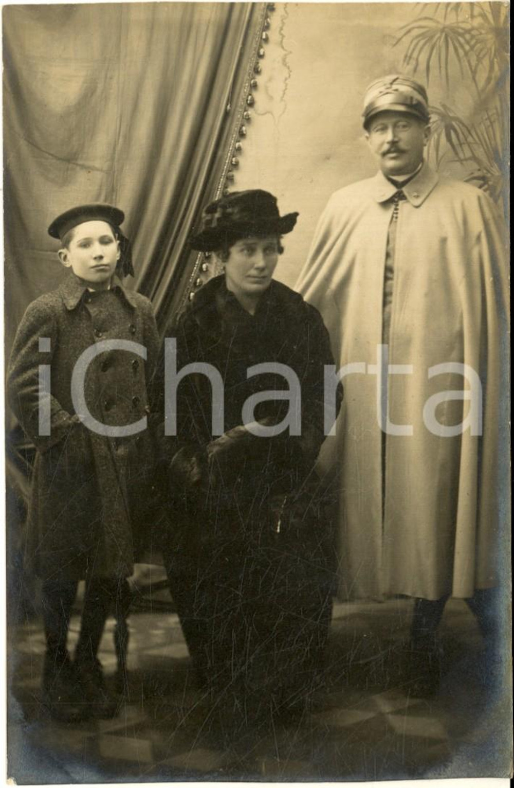 1919 VIGEVANO Famiglia SCHELLINO - SARDI - Ritratto (1) Foto cartolina VINTAGE