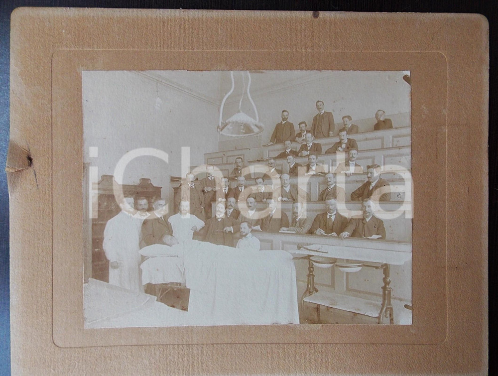 1910 ca ITALIA Facoltà di MEDICINA - Consulto in aula con paziente *Foto RARA
