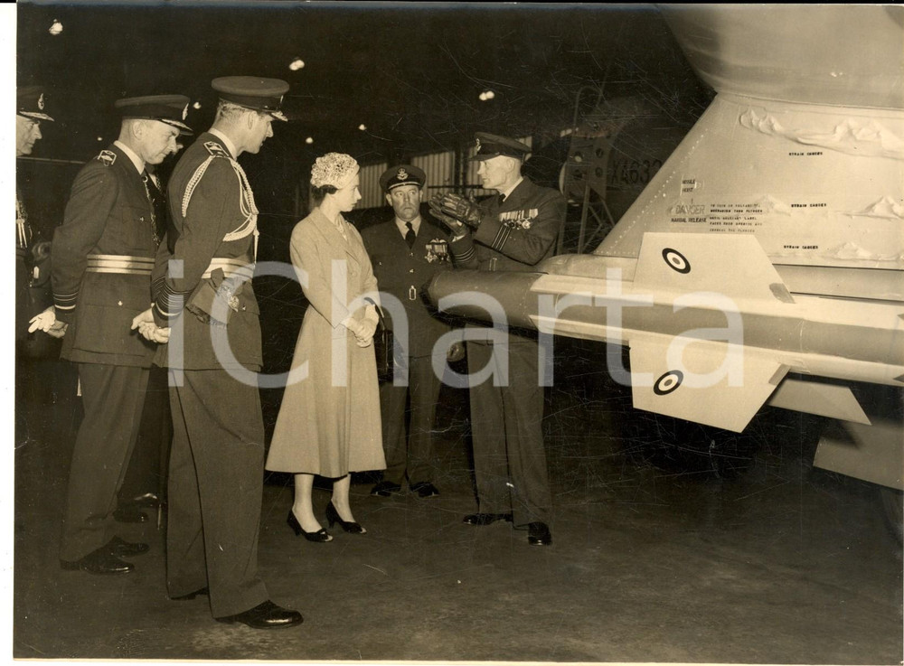 1957 RAF LEUCHARS Station - Queen Elizabeth sees guided missile FIRESTREAK